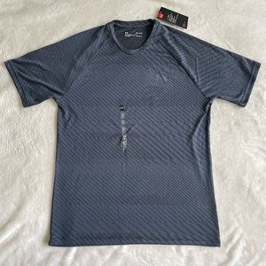 Under Armour black shirt